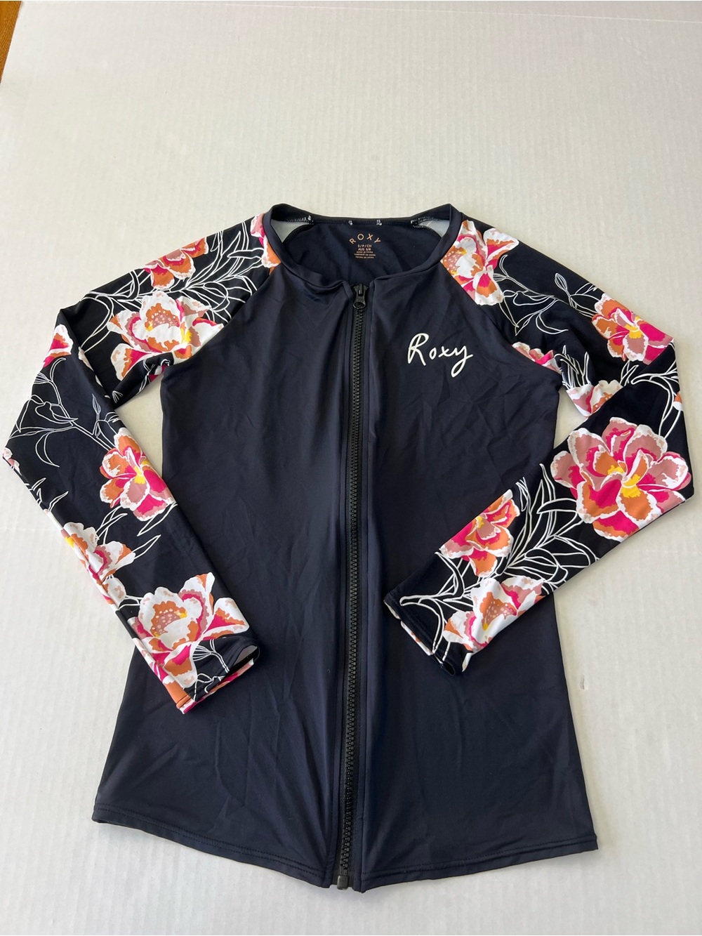 Roxy Black Floral-Sleeve Zip Front Ski Rash Guard Size S
